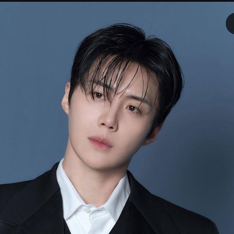 Foto terbaru dari Kim Seonho