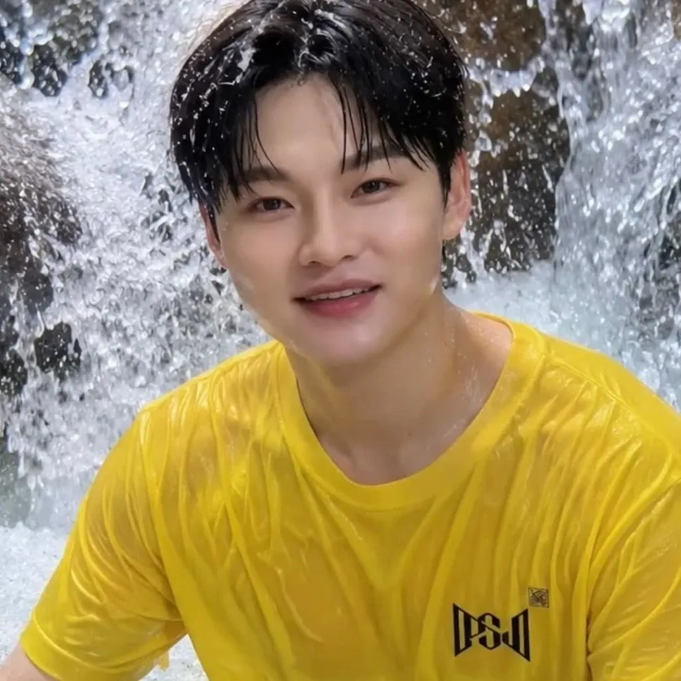 박서진의 비하인드 컷