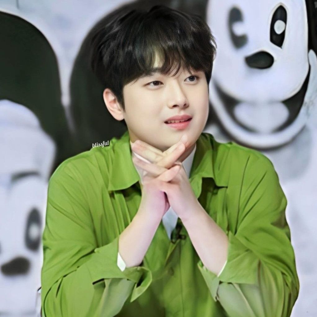 이찬원 최근 활동샷