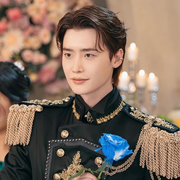 ファンに愛されるイ・ジョンソクの人気プロフィール写真