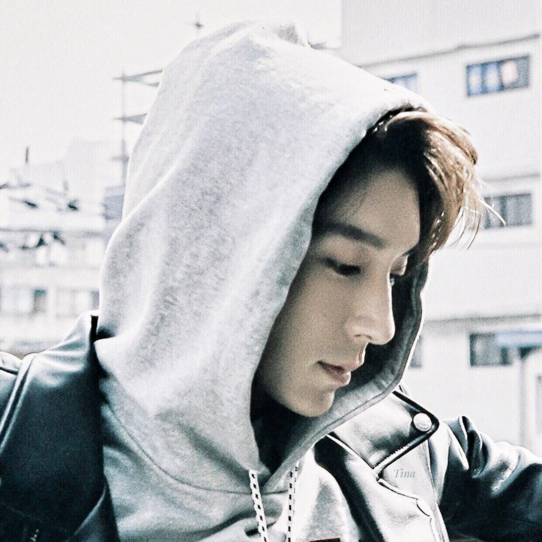 粉絲拍下的李準基瞬間