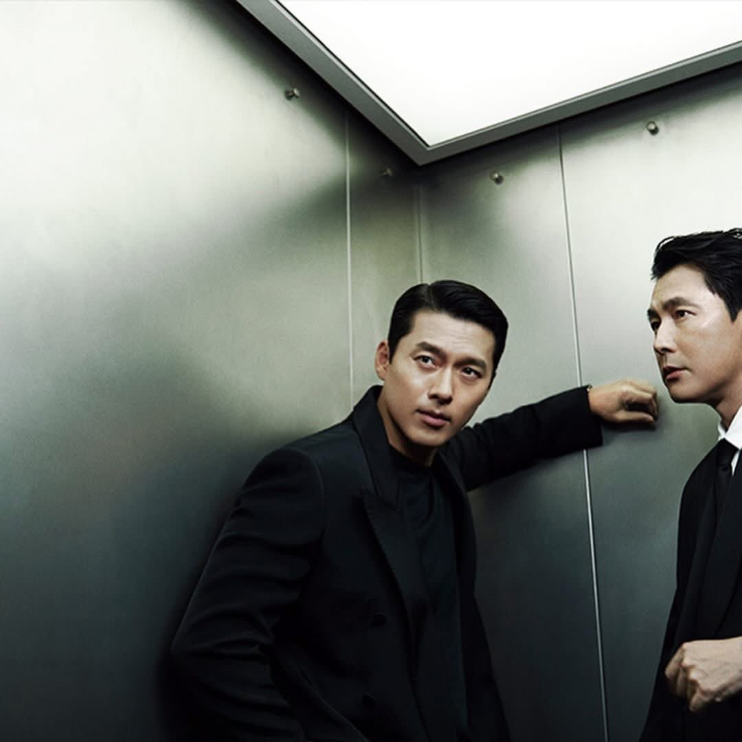 A moment captured by a fan of Hyun Bin