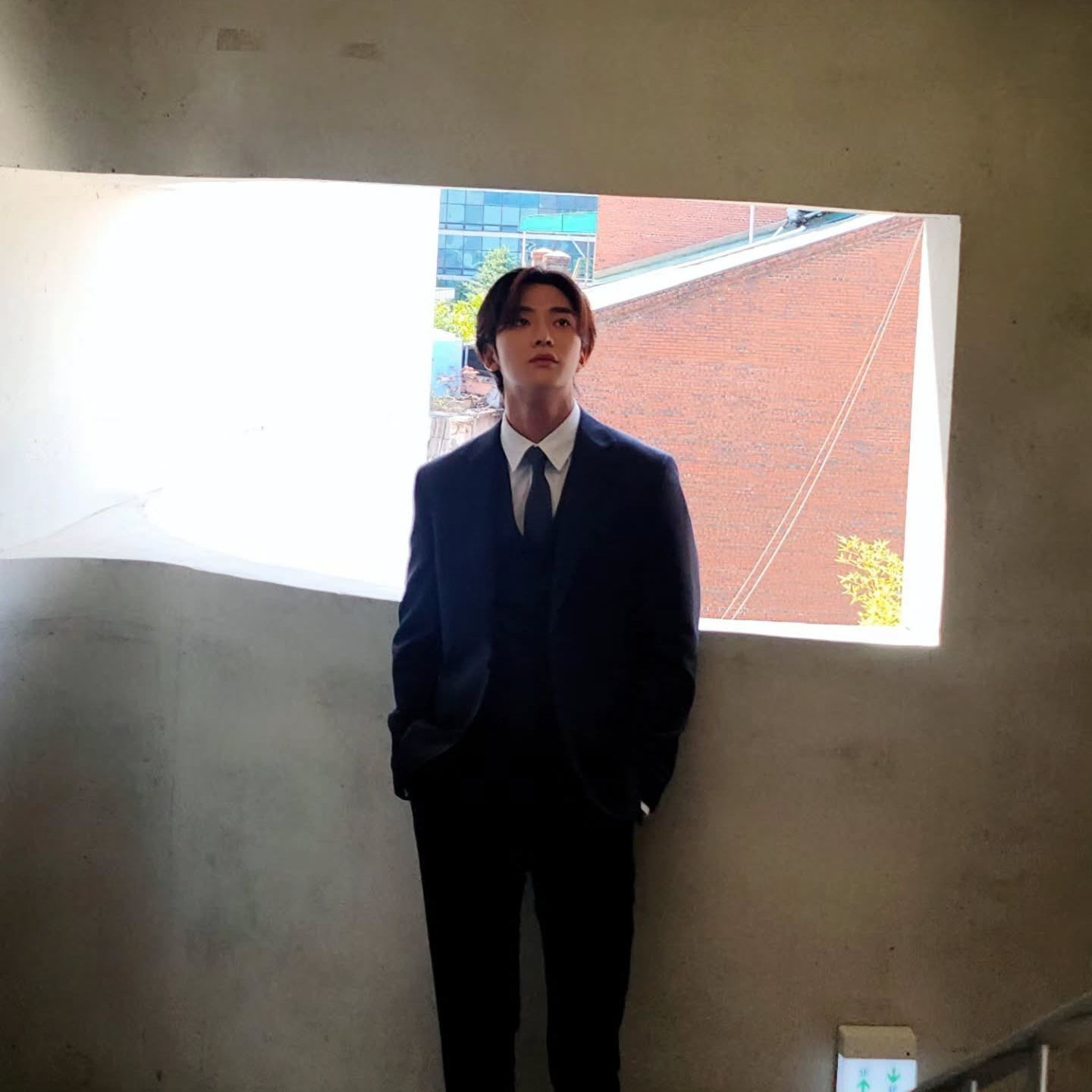 로운의 최신 사진