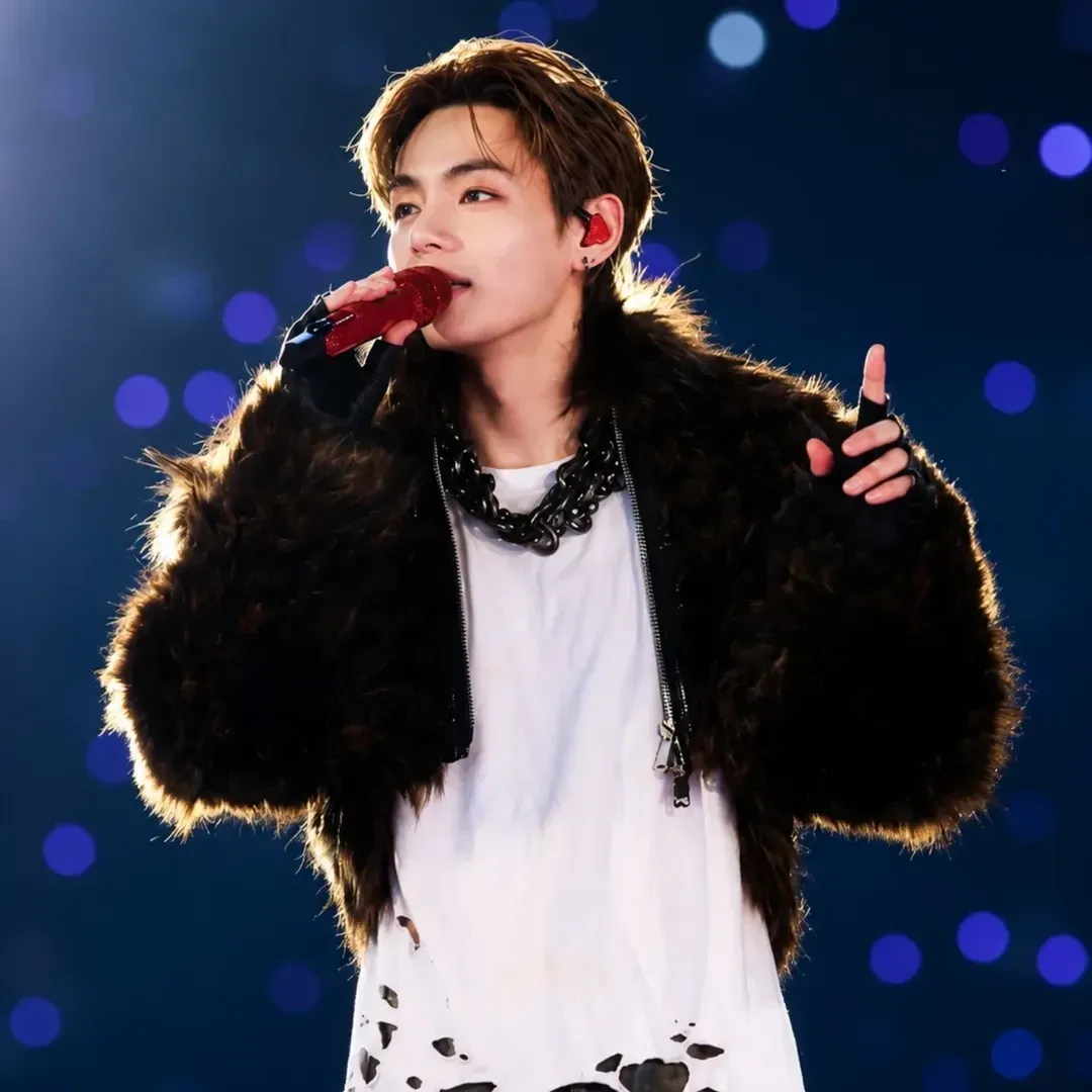 A moment captured by a fan of Kim Taehyung (V)