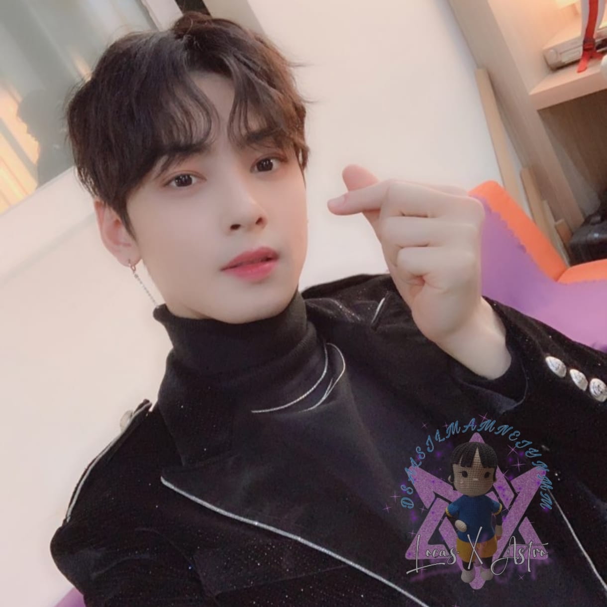 Latest photo of Cha Eunwoo