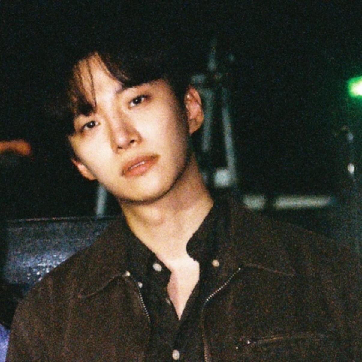 イ・ジュノのビハインドカット