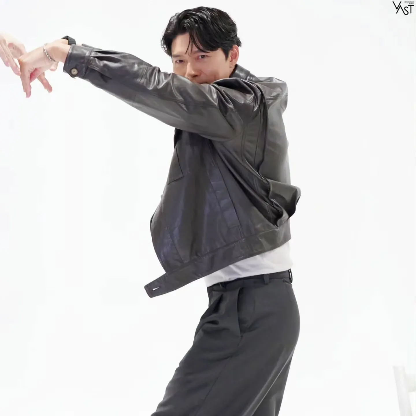 Cuplikan di balik layar dari Hyun Bin
