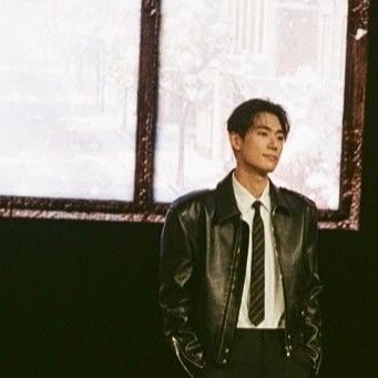 Behind-the-scenes cut of Park Seoham