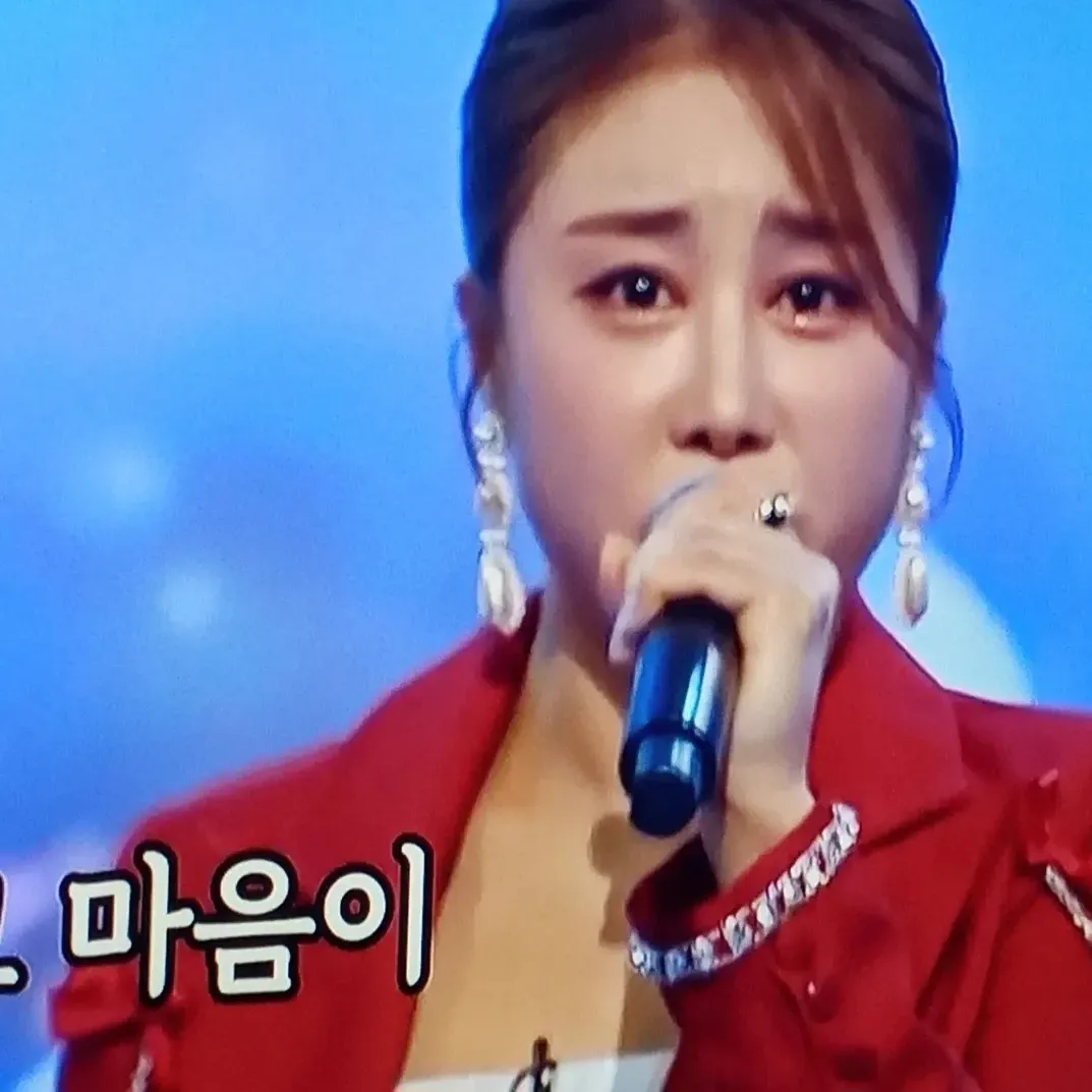 Foto kegiatan terbaru dari Kim Soyou
