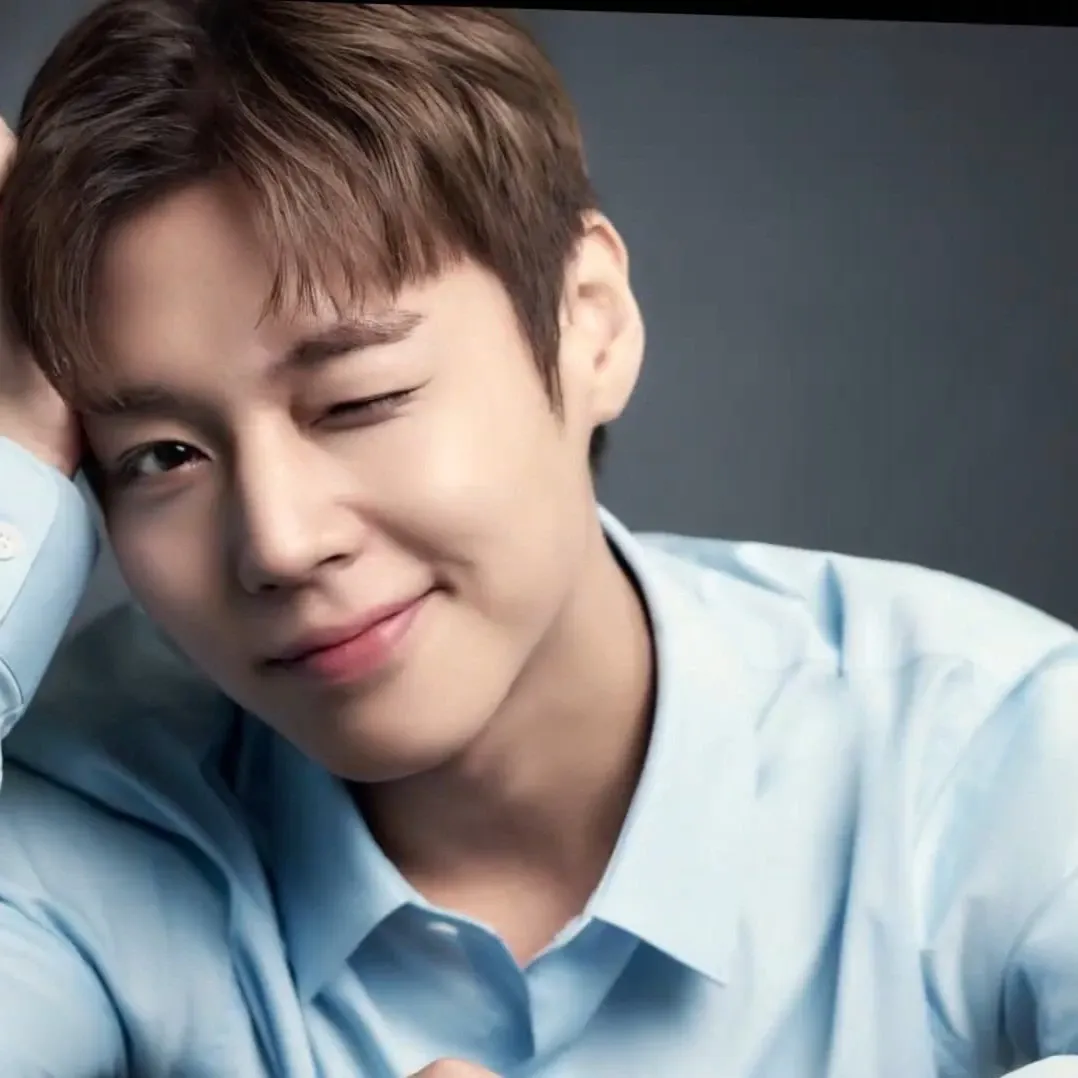Momen yang diabadikan oleh penggemar Park Jihoon