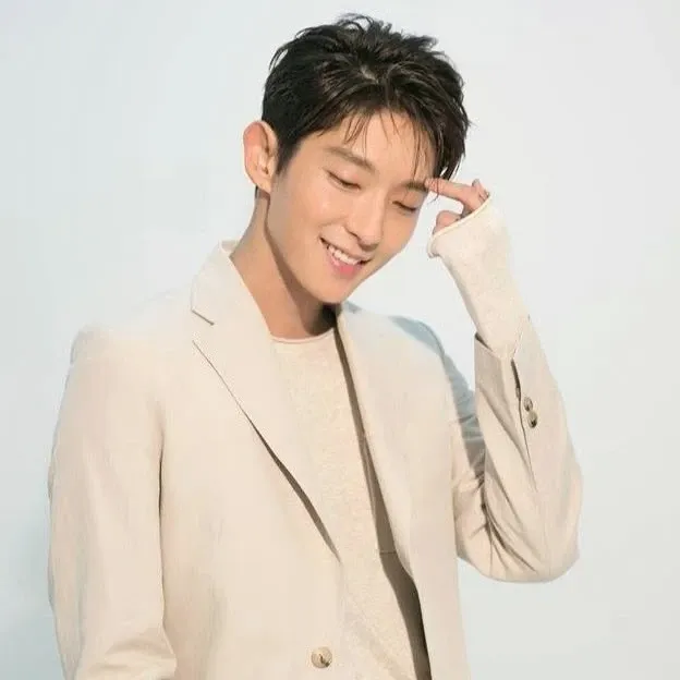 이준기 최근 활동샷