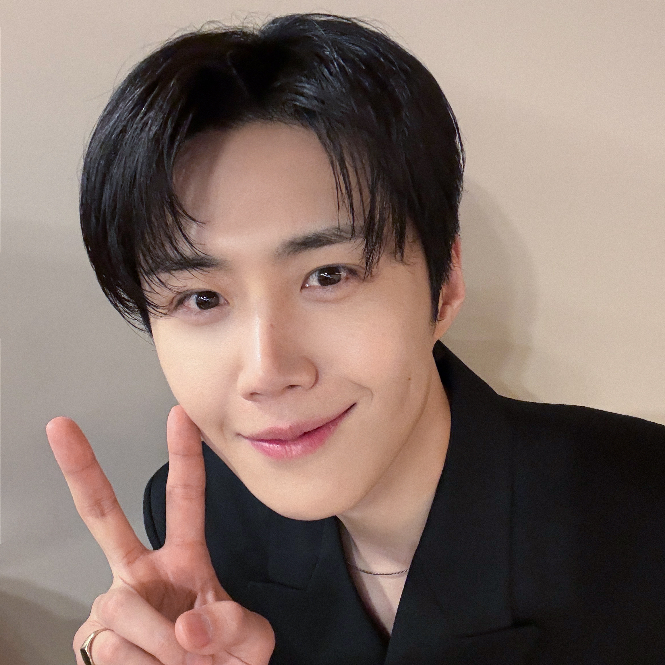 Foto kegiatan terbaru dari Kim Seonho
