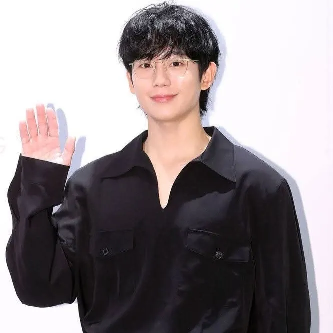 Latest photo of Jung Haein