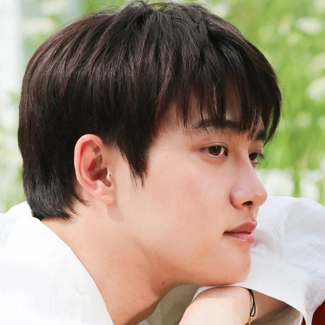 도경수 (디오)의 비하인드 컷