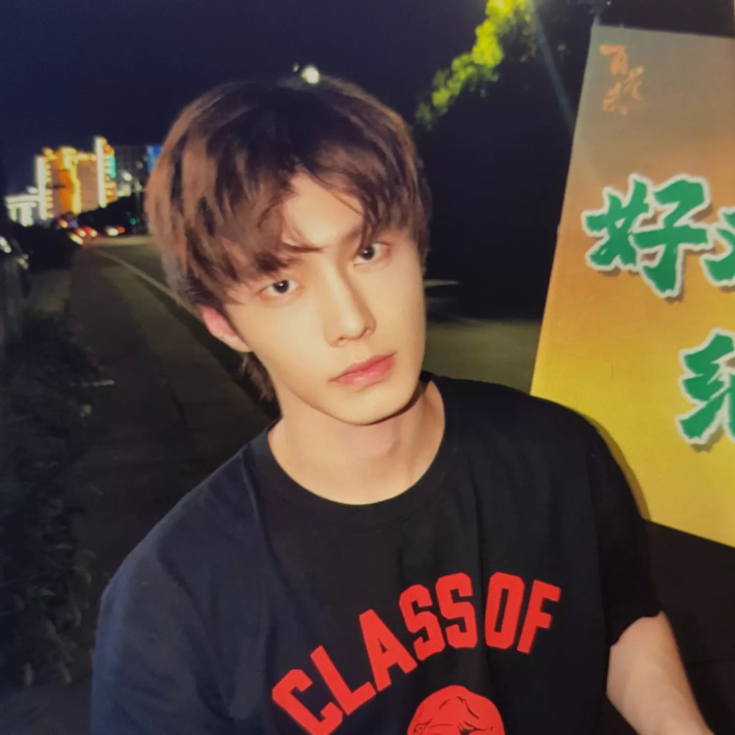 Behind-the-scenes cut of He Yu