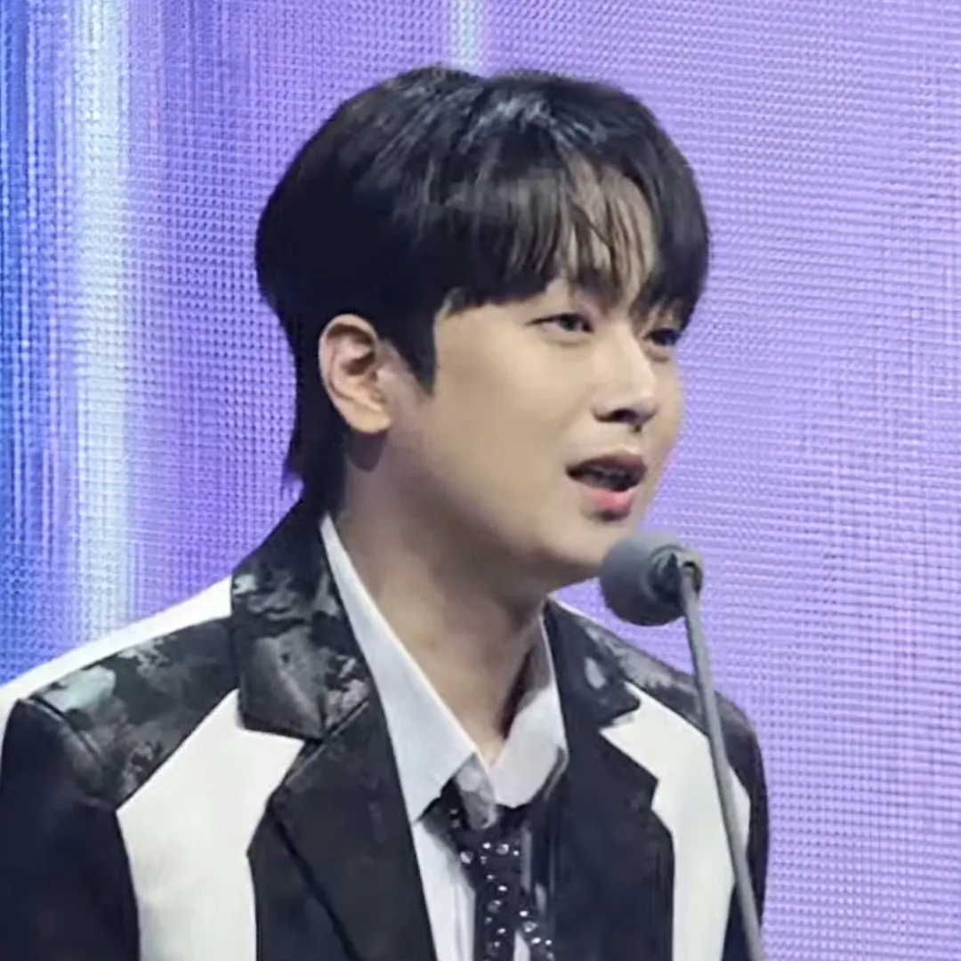 Recent activity shot of Lee Chanwon