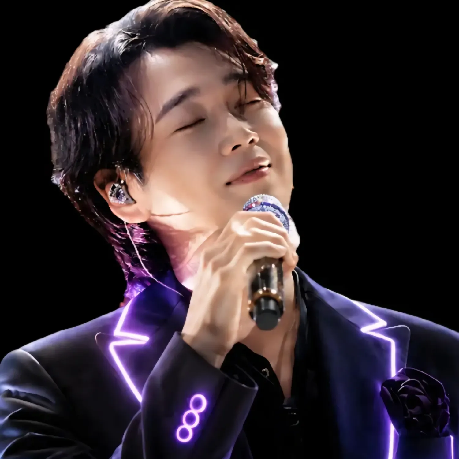 Behind-the-scenes cut of Hwang Youngwoong