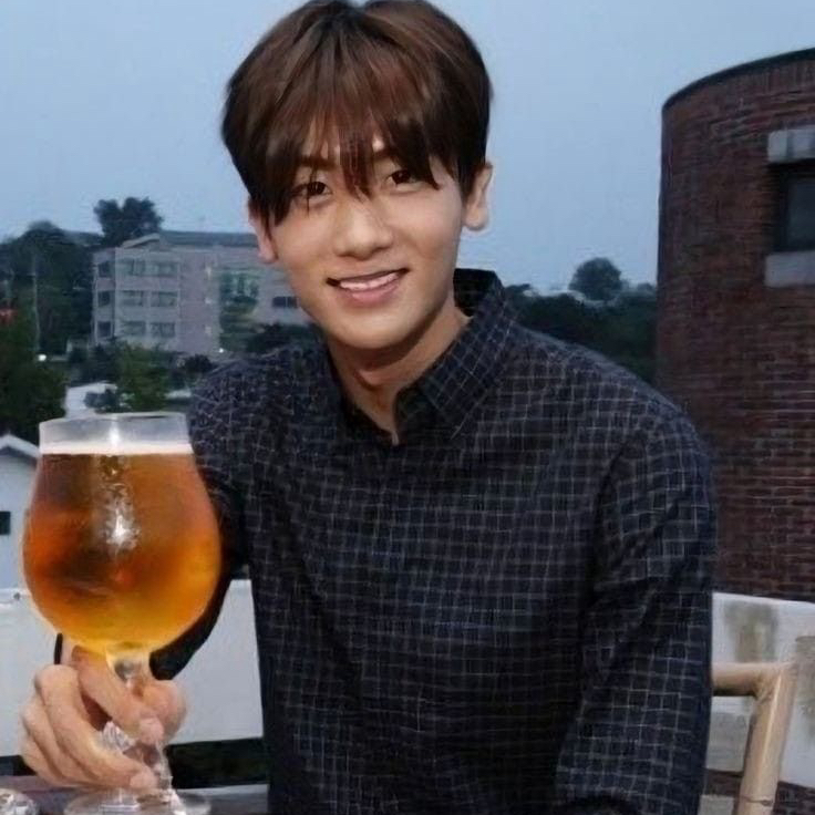 Recent activity shot of Park Hyungsik