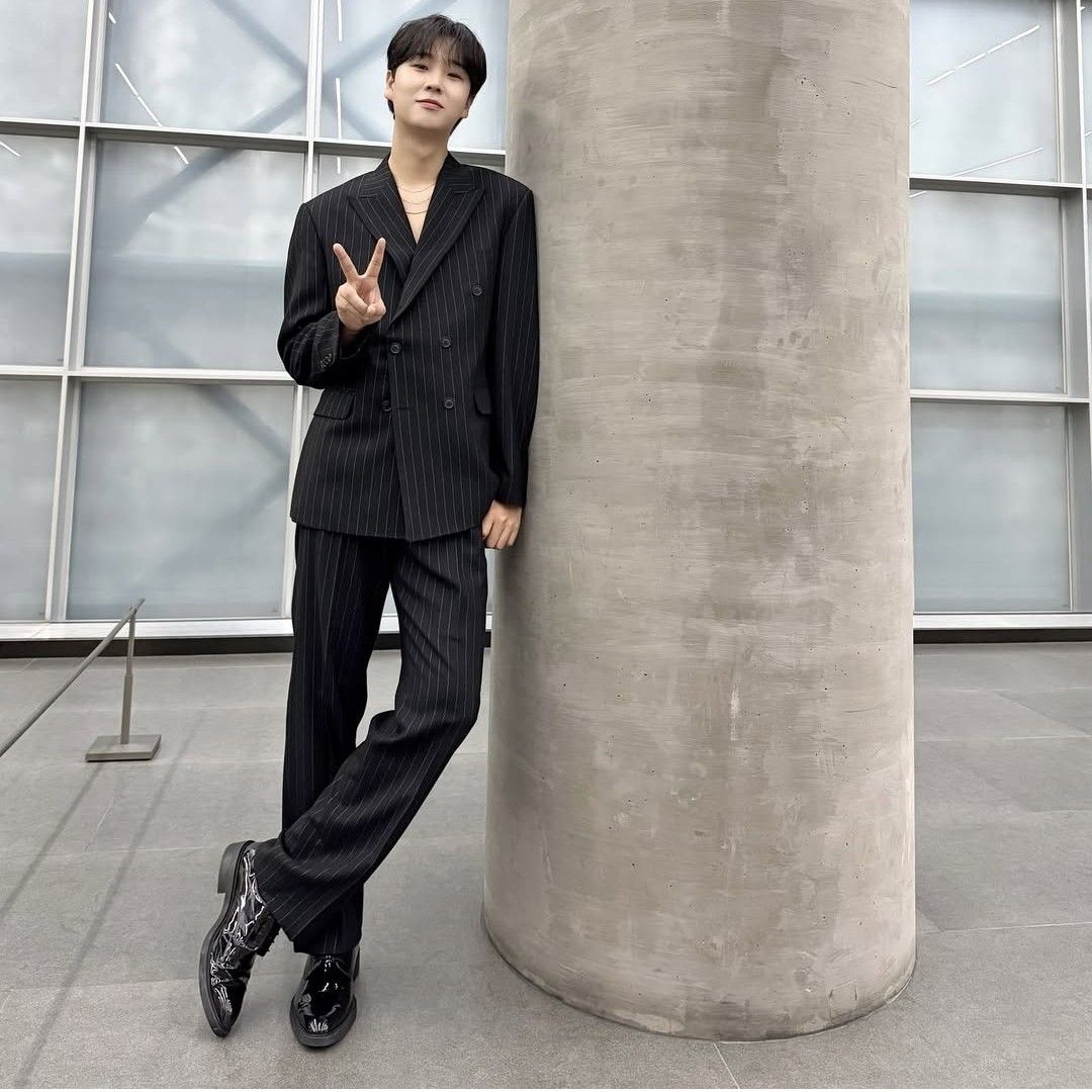 Behind-the-scenes cut of Song Minjun