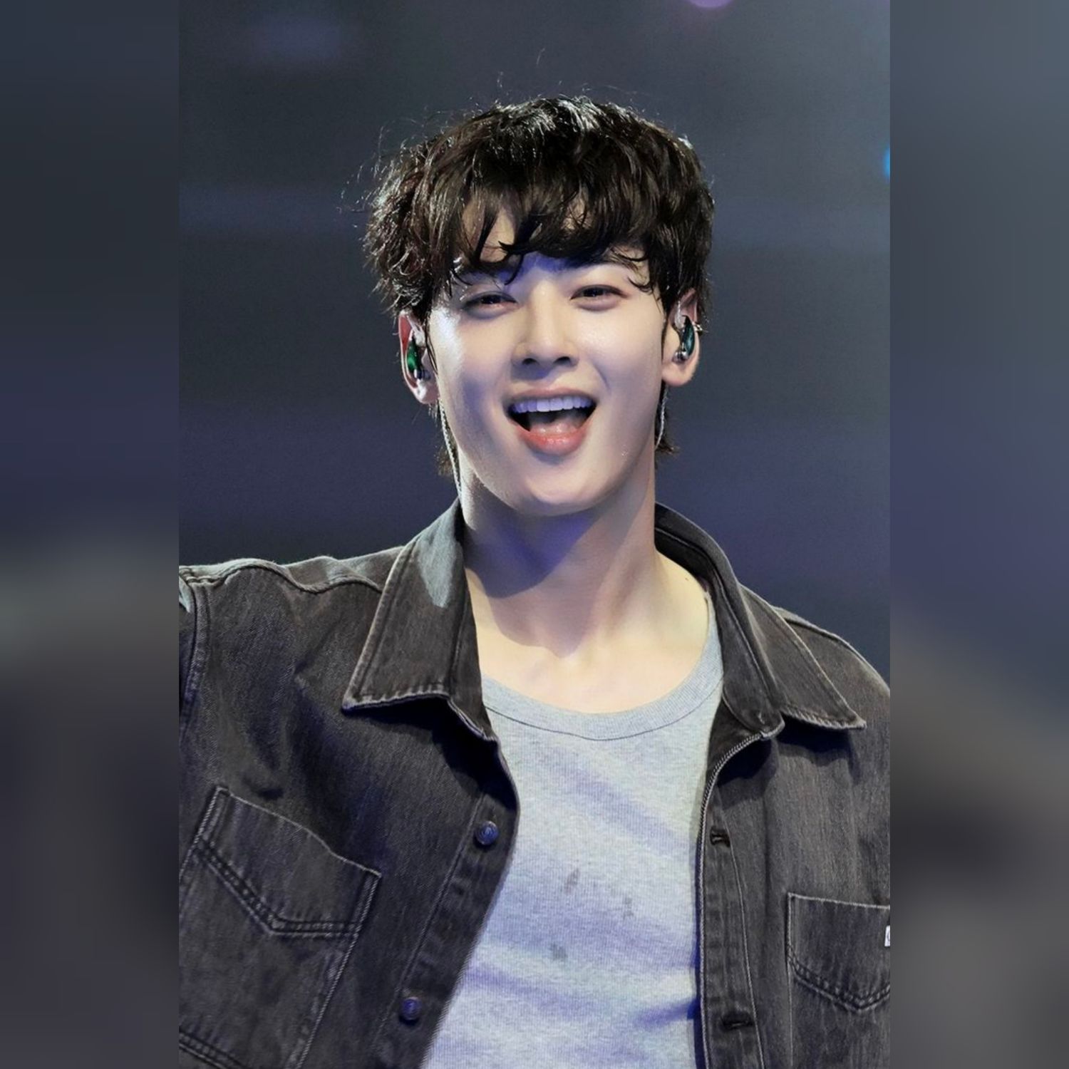 Latest photo of Cha Eunwoo