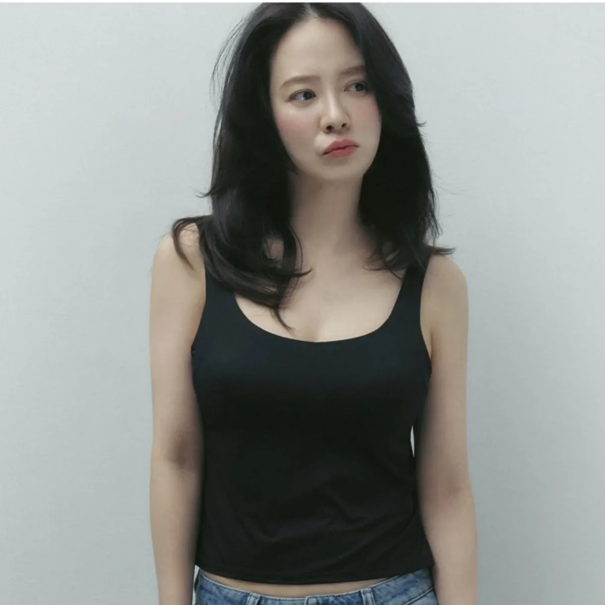 Cuplikan di balik layar dari Song Jihyo
