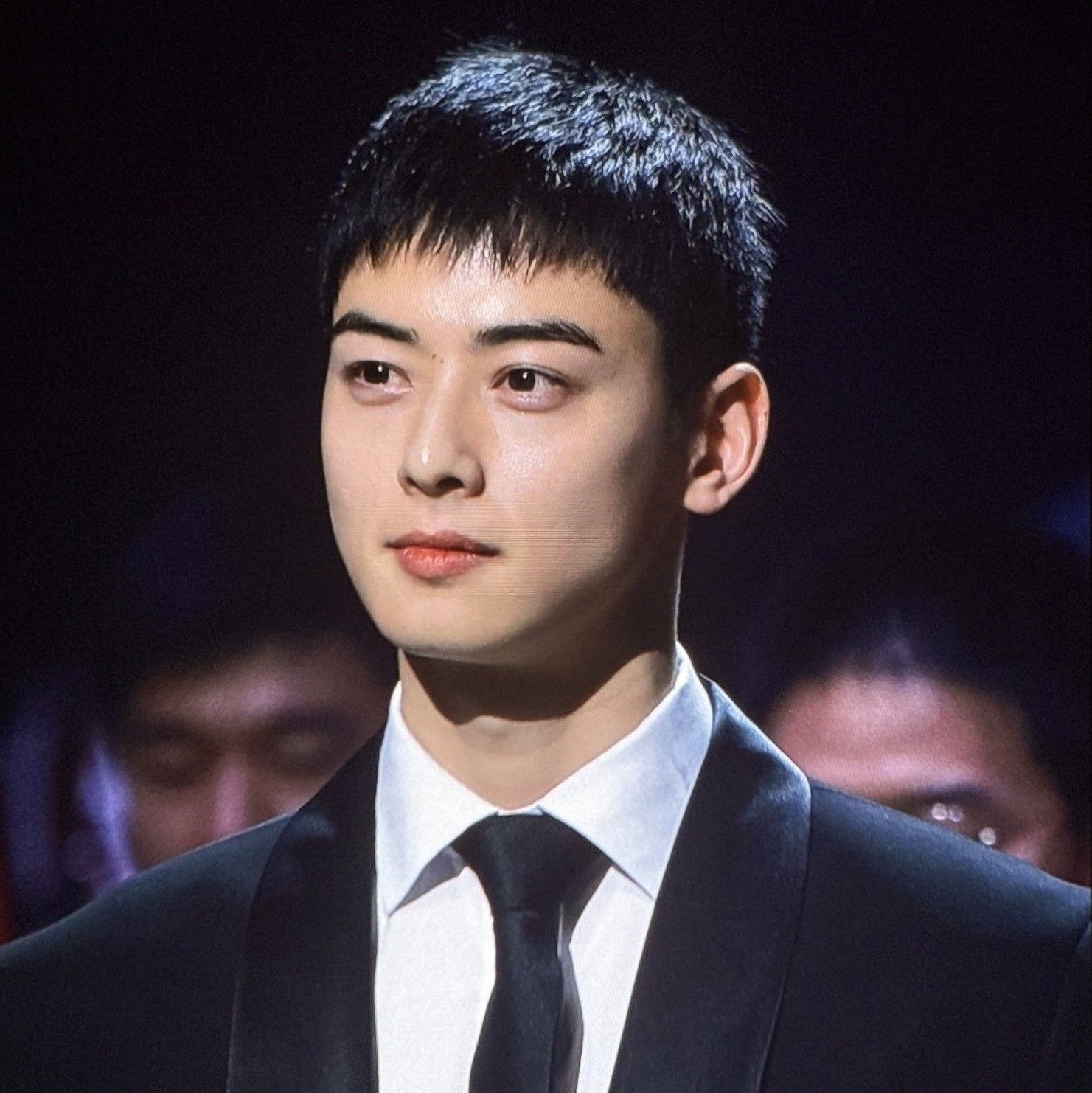 Cuplikan di balik layar dari Cha Eunwoo