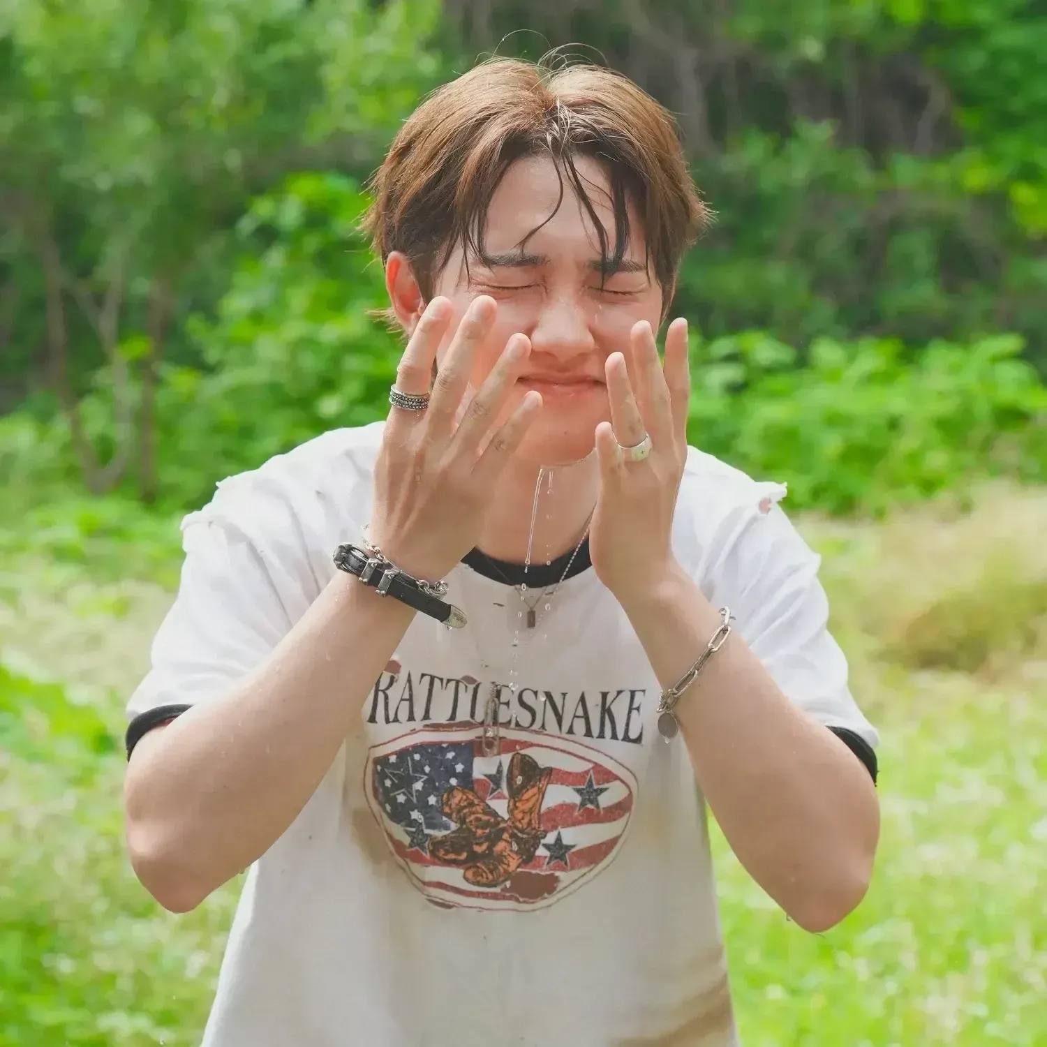 Cuplikan di balik layar dari Doh Kyungsoo (D.O.)