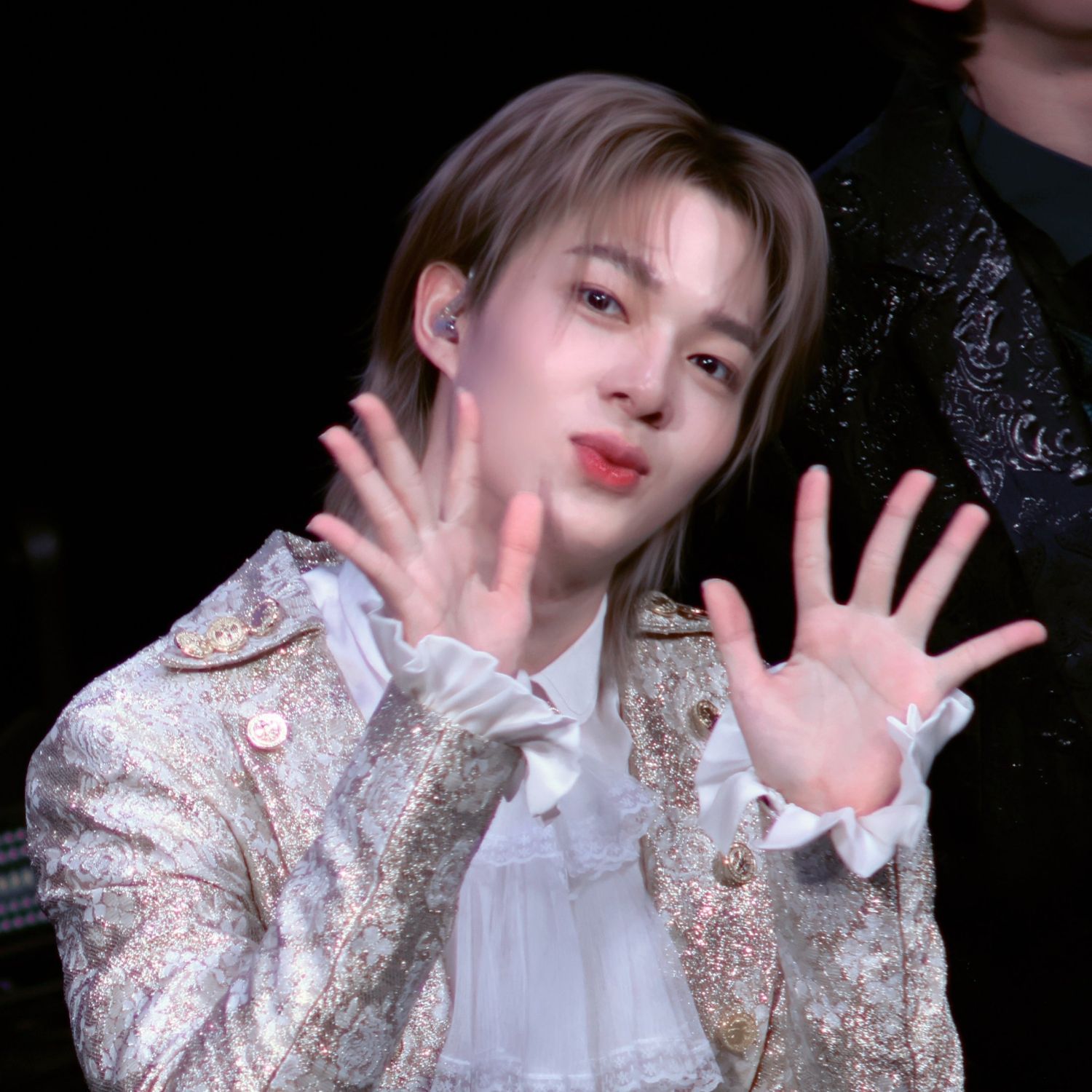 Behind-the-scenes cut of NuNew