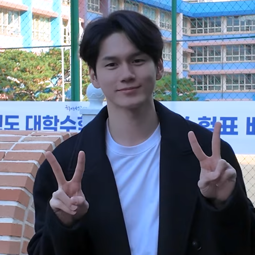 邕聖祐的最新照片