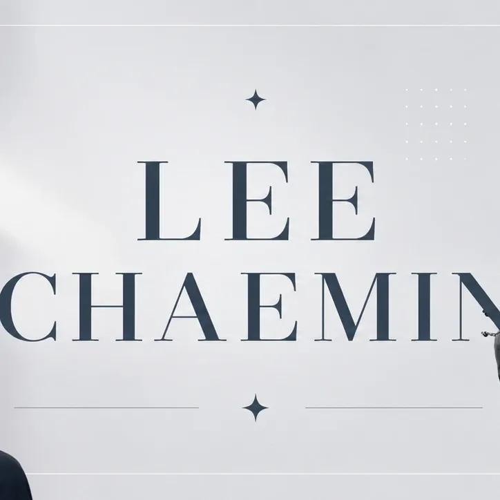 Behind-the-scenes cut of Lee Chaemin