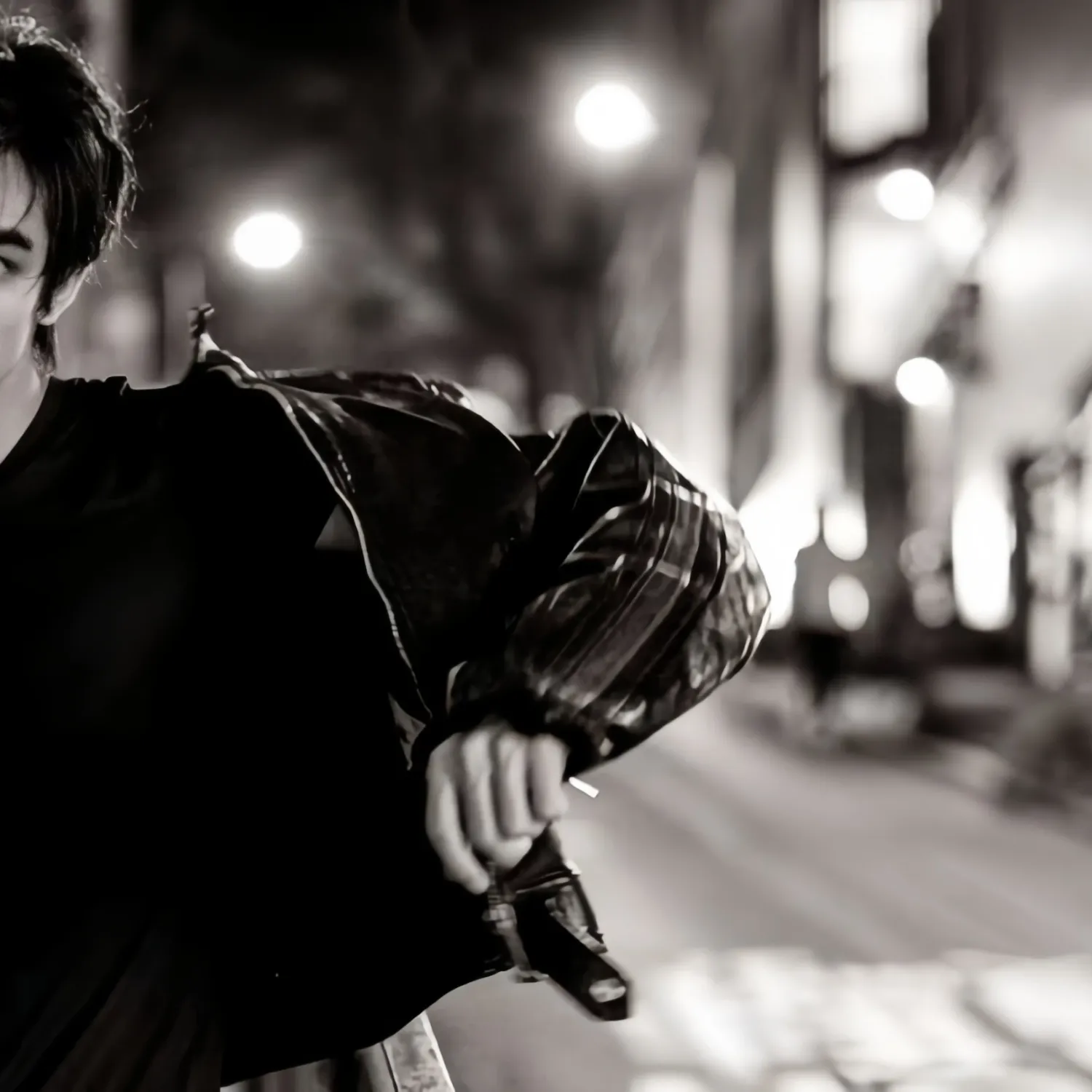 Behind-the-scenes cut of Song WeiLong