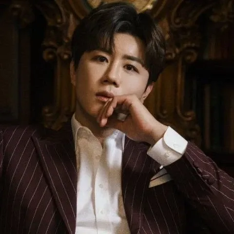 Recent activity shot of Jin Haesung