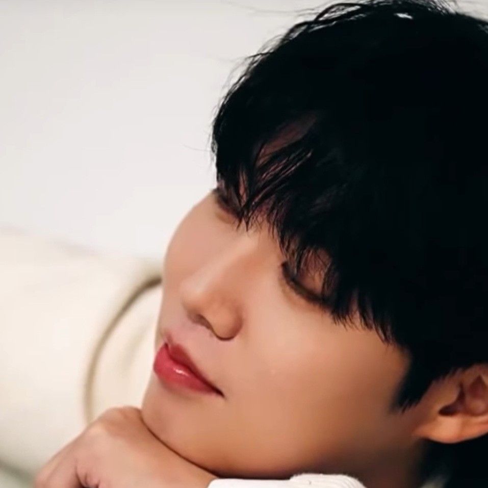 Behind-the-scenes cut of Son Taejin