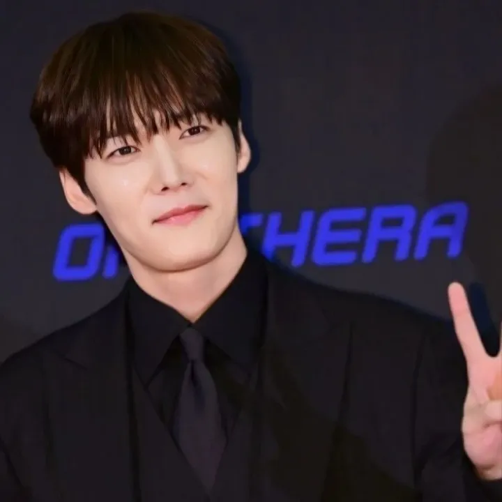 Recent activity shot of Choi Jinhyuk