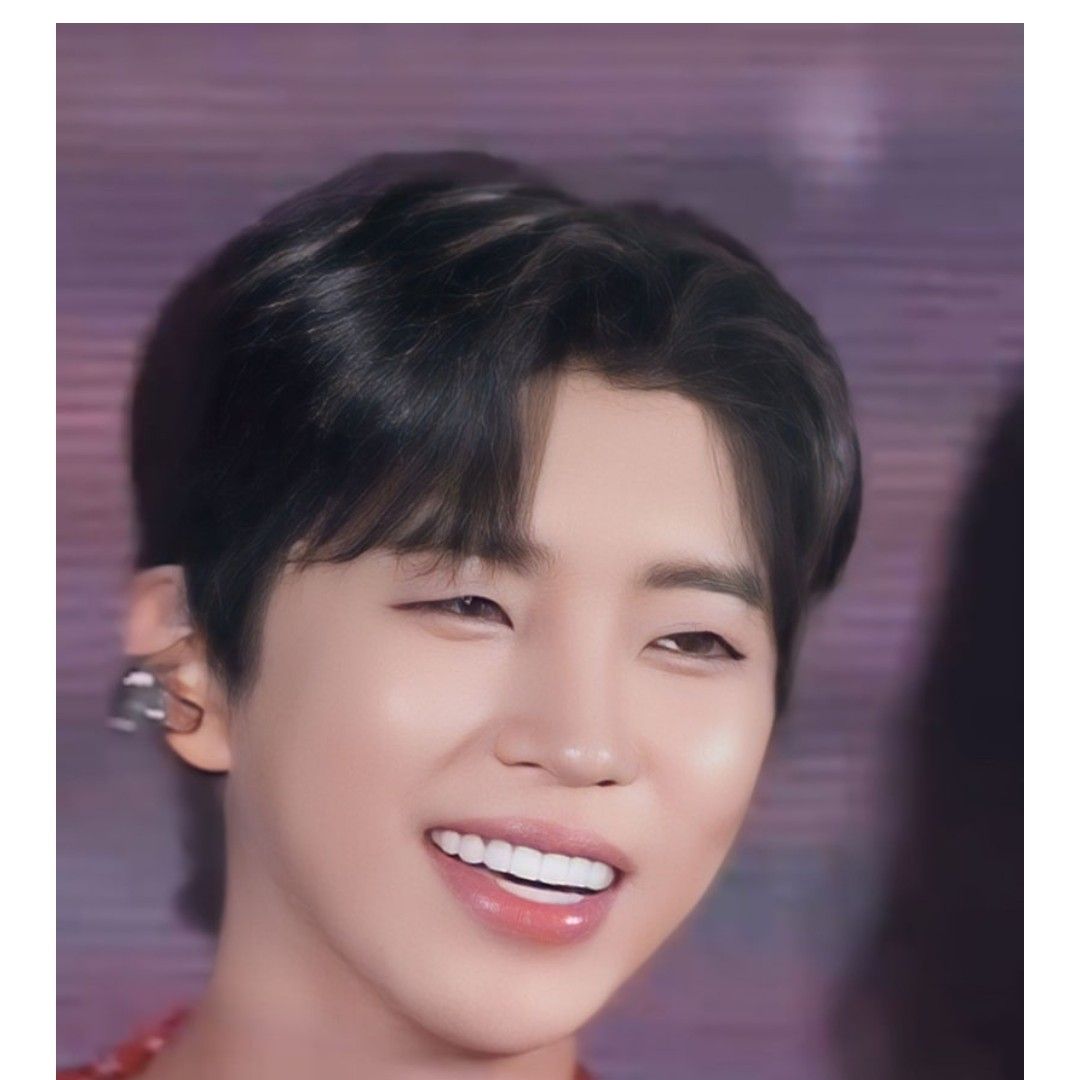 イム・ヨンウンの最近の活動ショット