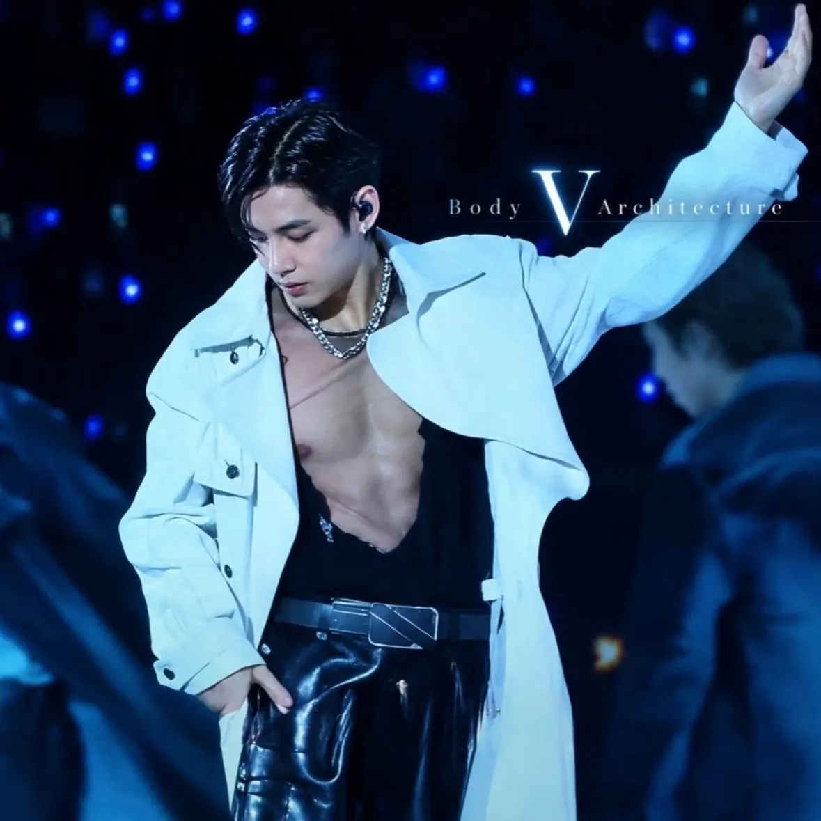 Behind-the-scenes cut of Kim Taehyung (V)