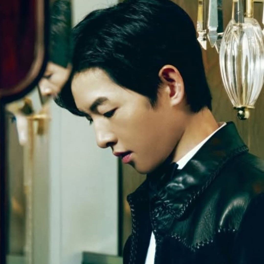 宋钟基的最新照片