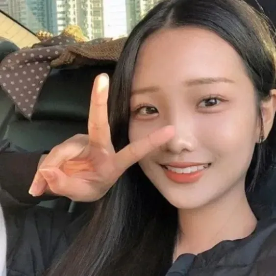 Recent activity shot of Kim Soyeon (2004)