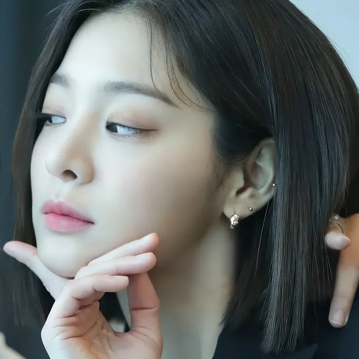 Latest photo of Seol Inah