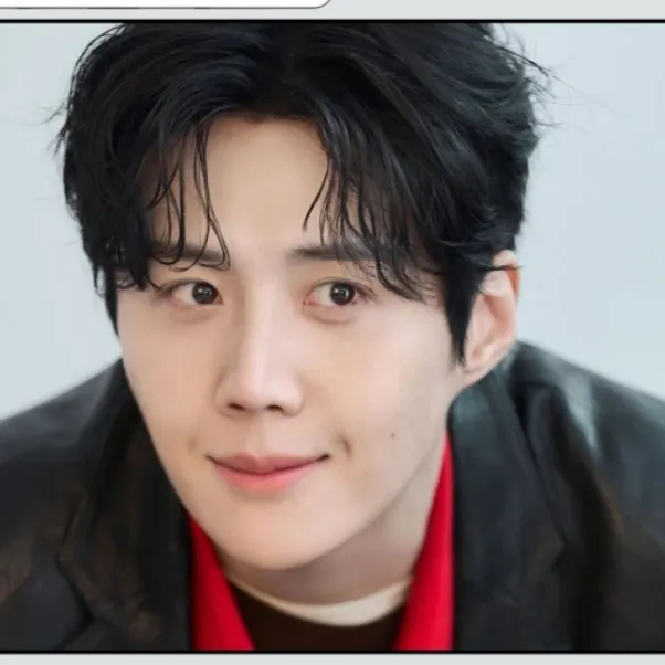 Foto kegiatan terbaru dari Kim Seonho