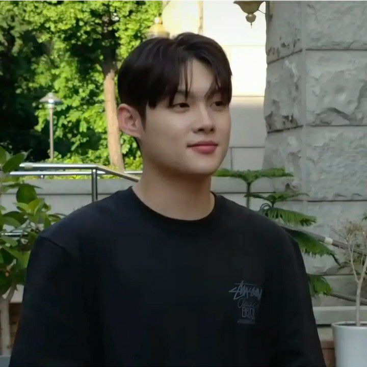 Recent activity shot of Choi Jaemyeong