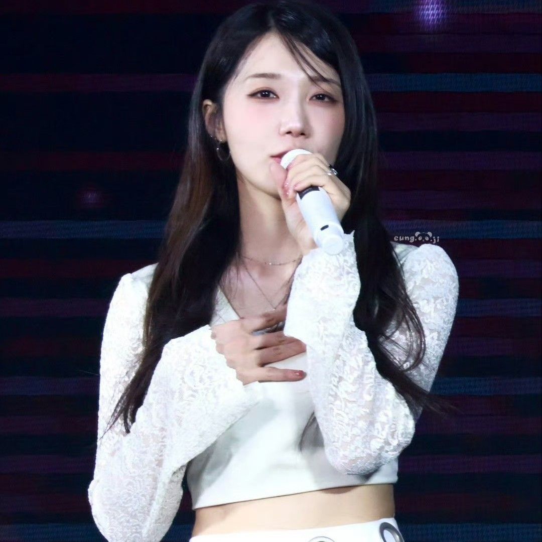 정은지 최근 활동샷