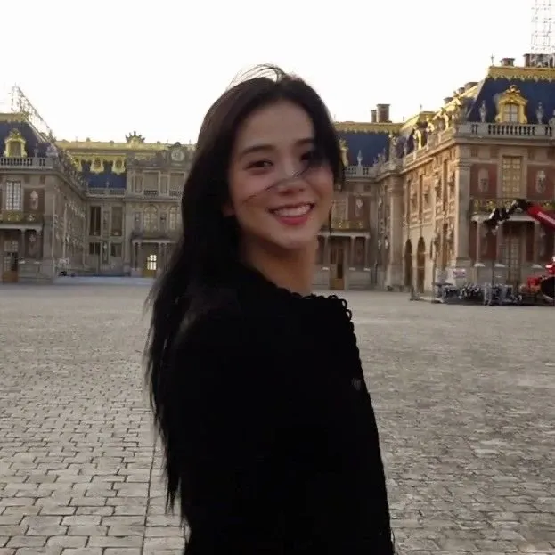 A moment captured by a fan of Jisoo (1995)