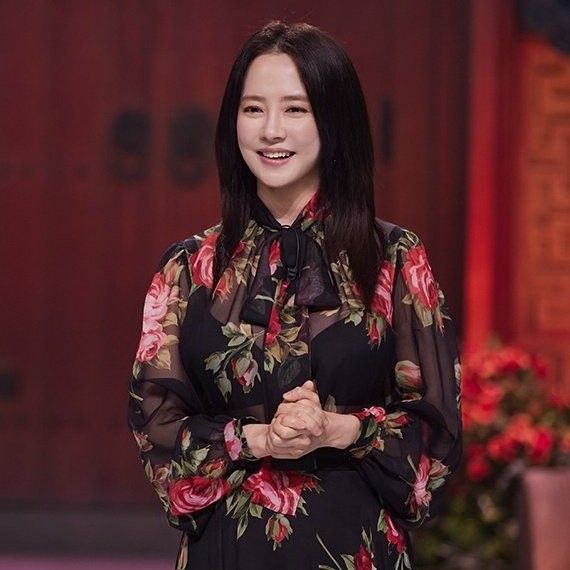 송지효 최근 활동샷