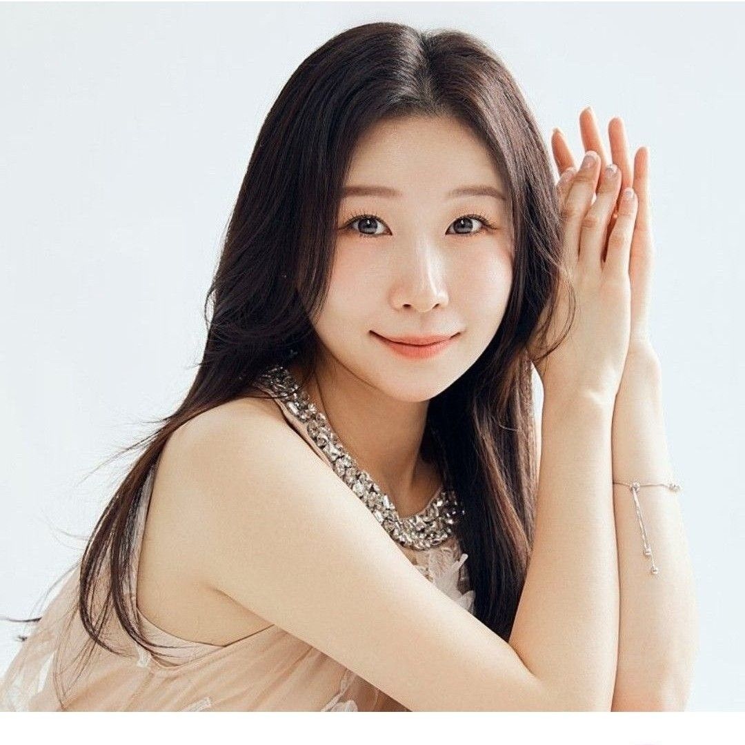 Recent activity shot of Lee Sona