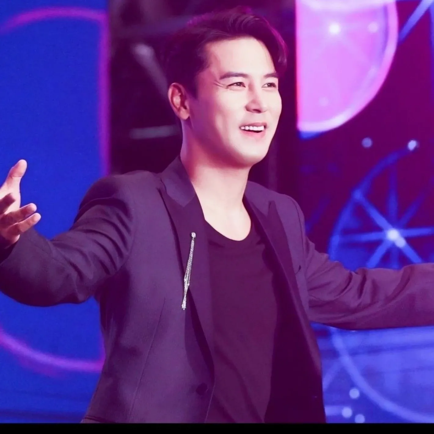 Behind-the-scenes cut of Jang Minho