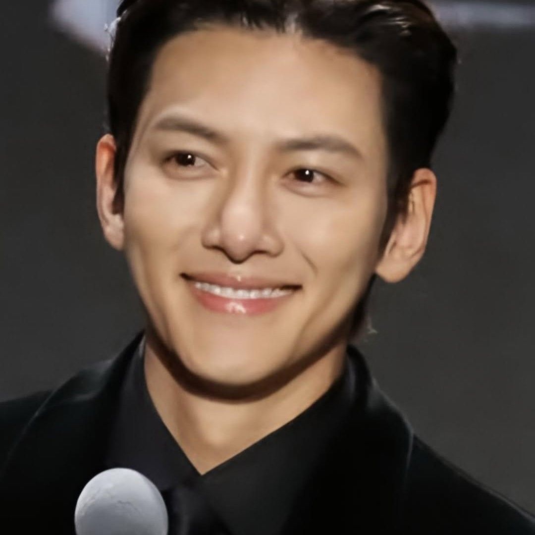 Recent activity shot of Ji Changwook