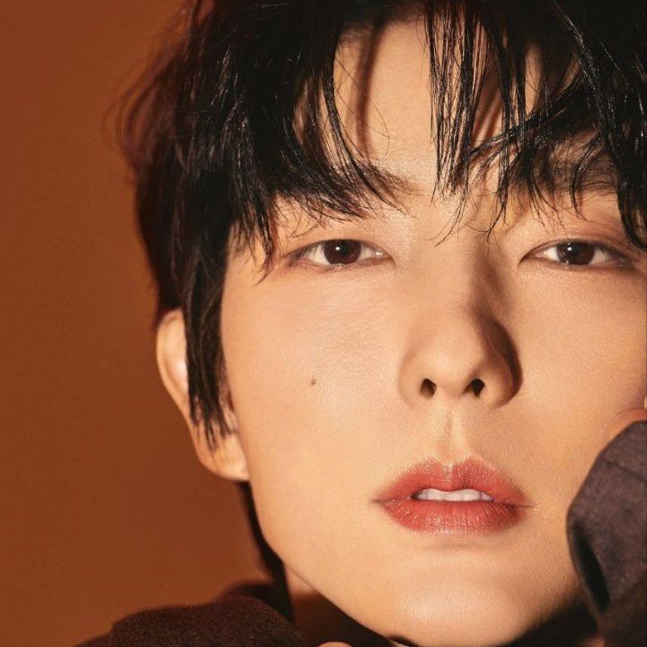 Behind-the-scenes cut of Lee Joongi