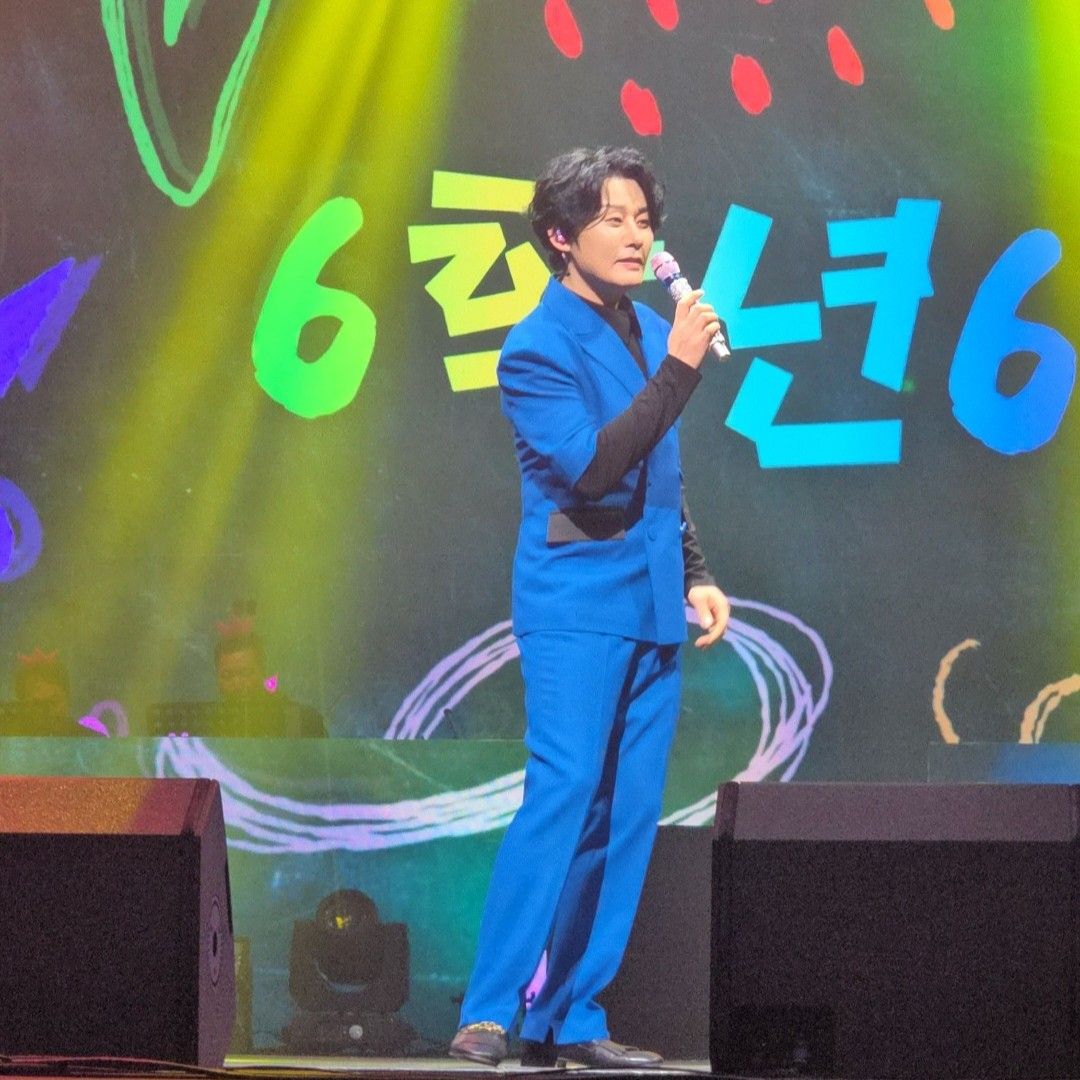 Behind-the-scenes cut of Kang Moonkyung