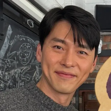 현빈의 최신 사진